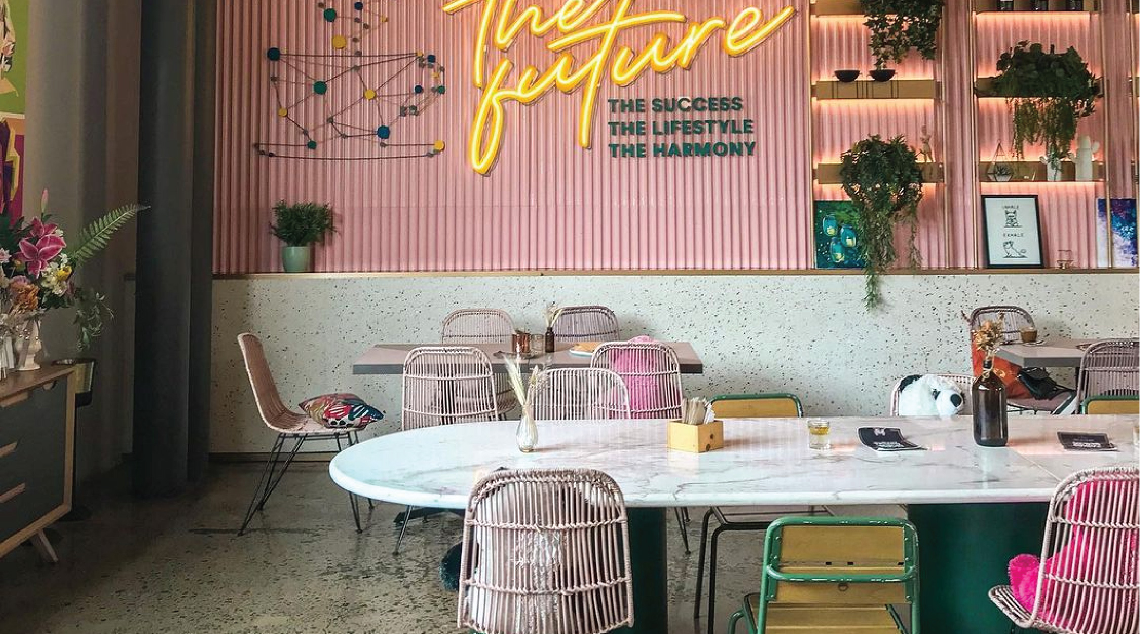 7 Cafe di BSD yang Instagramable Buat Fotofoto Bareng Bestie About